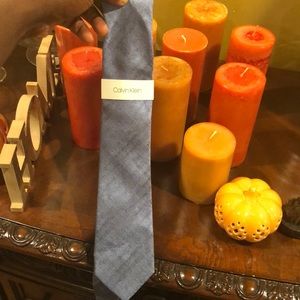 Dress tie